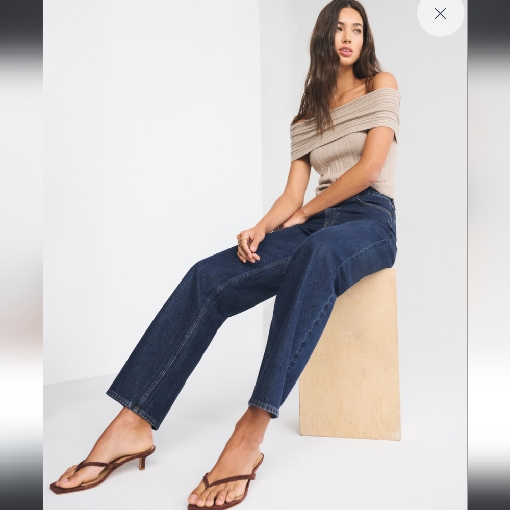 Abercrombie & Fitch Dark Blue High-Rise Cropped Straight Jeans